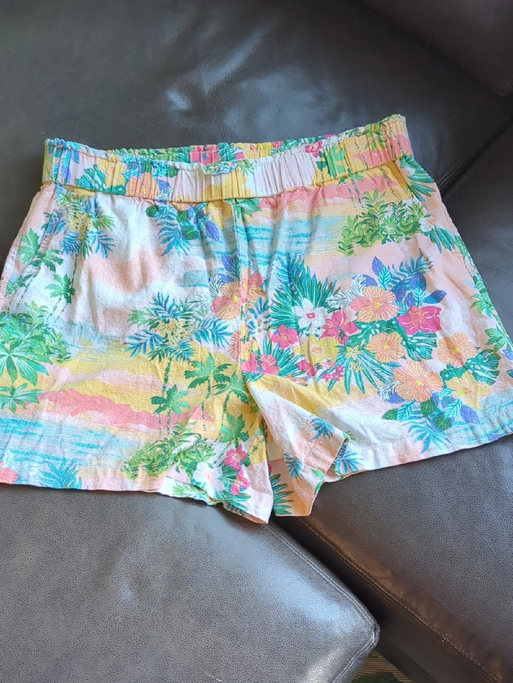 XL Talbots Linen Blend Tropical Floral Shorts With Pockets